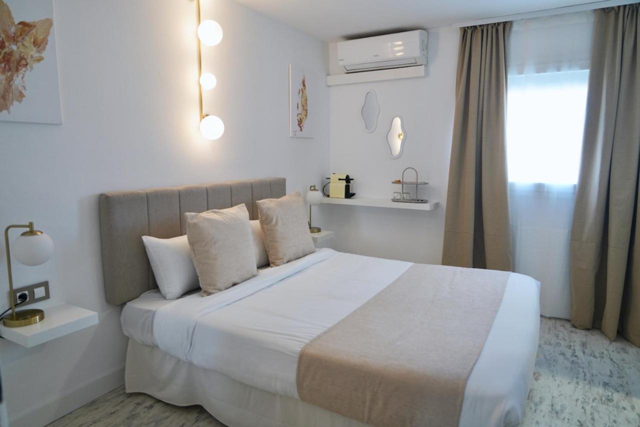 Aldara Sitges Hotel Екстериор снимка